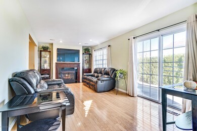 3210 Kapalua Ct, Freehold, NJ 07728 - photo 5