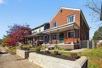 332 E Hinman Ave, Columbus, OH 43207 - photo 2