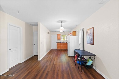 105 E 3rd St, Diamond, MO 64840 - photo 5