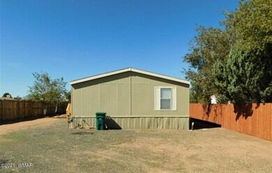 406 Desert View Dr Holbrook AZ