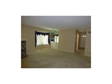Dining area with built-ins