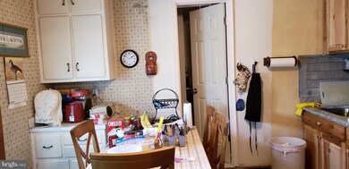 2112 Scott Key Dr, District Heights, MD 20747 - photo 5