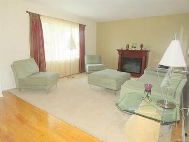 FORMAL Living  . . could be FORMAL Dining also * G