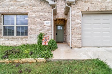 1205 Amsden Cir, Denison, TX 75020 - photo 2
