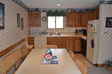 Dining Area looking towards Kitchen