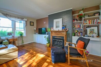 Bright Living room