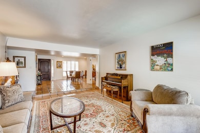 Living Area 3