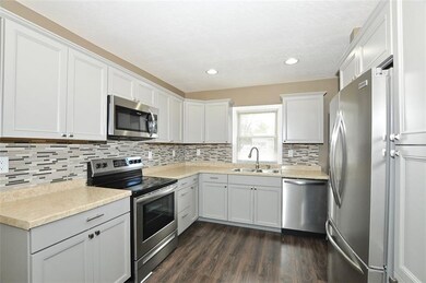 98 S 6th Ave, Beech Grove, IN 46107 - photo 6