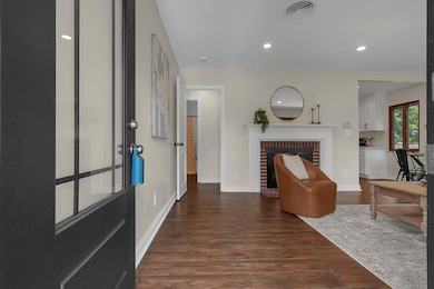 5-web-or-mls-2850-e-moreland-dr