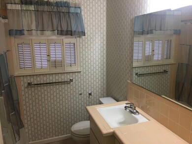 103 Hale St, Fredericksburg, TX 78624 - photo 6