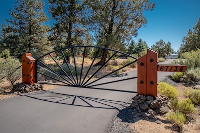 67134 Central St, Bend, OR 97703 - photo 2