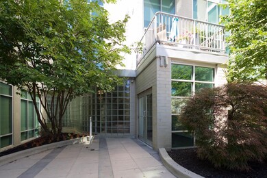 60 Spring common areas 4