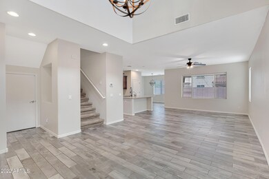 FamilyRoom1160 E Blue Spruce Ln-7