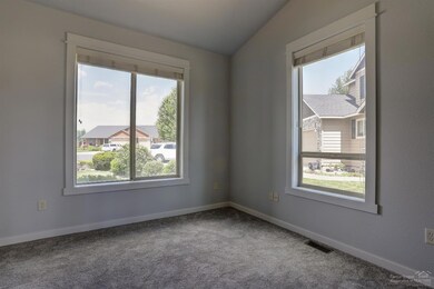 1434 NW Teakwood Ct, Redmond, OR 97756 - photo 6