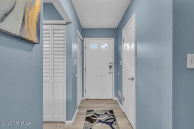 65 Townsend Ct unit 213, Franklin Park, NJ 08823 - photo 5