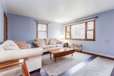 138 Rollins St, Springfield, MA 01109 - photo 5