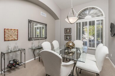 03FormalDiningRoom