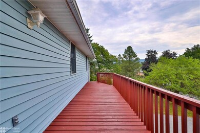 7750 Center St unit Slatington, Slatington, PA 18080 - photo 6