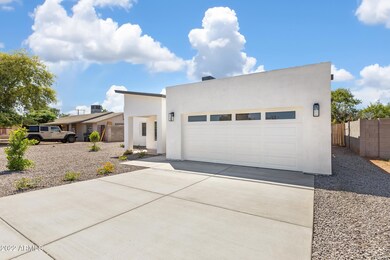 4202 N 10th Pl-3