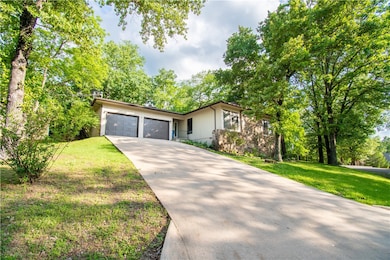 9 Whitfield Ln, Bella Vista, AR 72715 - photo 2