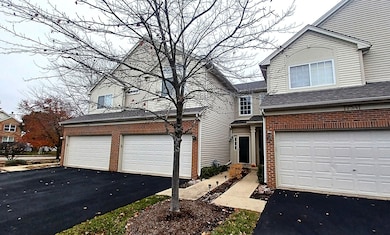 17543 S Gilbert Dr, Lockport, IL 60441 - photo 2