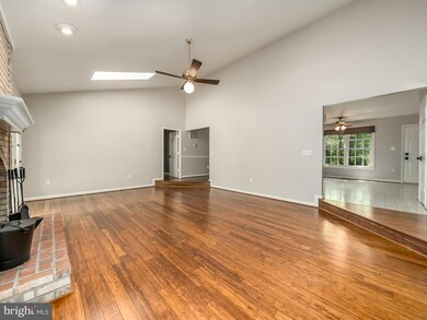 2112 Harpoon Dr, Stafford, VA 22554 - photo 7