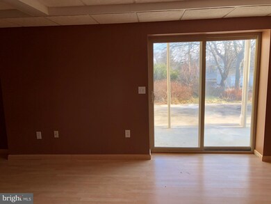 69 W 33rd St, Reading, PA 19606 - photo 6