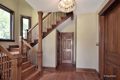 331 Griswold St, Elgin, IL 60123 - photo 3