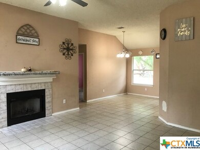 2017 Castle Gate Cir, San Marcos, TX 78666 - photo 3