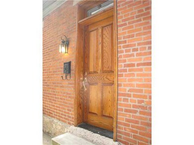 135 E Sycamore St, Columbus, OH 43206 - photo 3