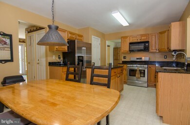 5526 Edwin Ct, White Marsh, MD 21162 - photo 3