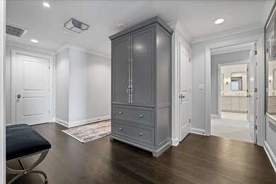 Ten East Delaware unit 28E, Chicago, IL 60611 - photo 4