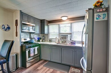 1515 Vfw Pkwy unit E21, Boston, MA 02132 - photo 6