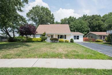 39 Northland Ln, Matawan, NJ 07747 - photo 2