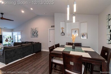 16427 Claremont Dr S unit 26, Clinton Township, MI 48038 - photo 6