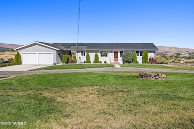15911 Fisk Rd, Yakima, WA 98908 - photo 4