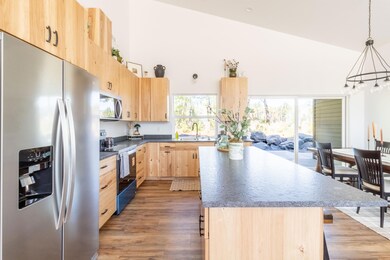 409 Selah Ln, Cave Junction, OR 97523 - photo 4