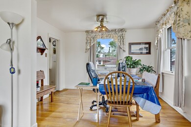 10313 Pelham St, Westchester, IL 60154 - photo 5