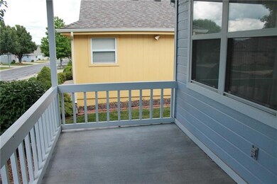 605 Twilight Dr, Raymore, MO 64083 - photo 3