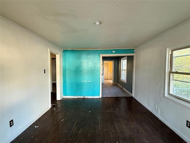 811 W 7th St, Ada, OK 74820 - photo 3