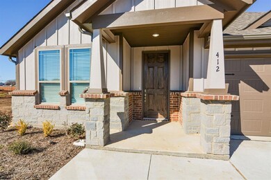 412 Rose Ave, Cleburne, TX 76028 - photo 2