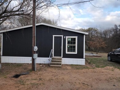 3512 Sandy Beach Dr, Granbury, TX 76049 - photo 4