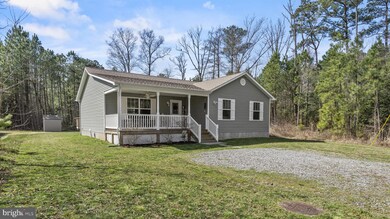 357 Greenway Dr, Colonial Beach, VA 22443 - photo 2