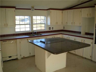 3109 Bohannon Rd, Zephyrhills, FL 33541 - photo 3