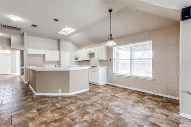 5805 Mckinley Ln, Richardson, TX 75082 - photo 7