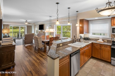 Kitchen Bar and Dining
