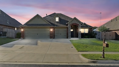 11802 E 105th Place N, Owasso, OK 74055 - photo 2