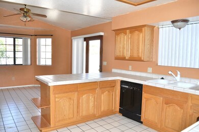 Kitchen Pic #3