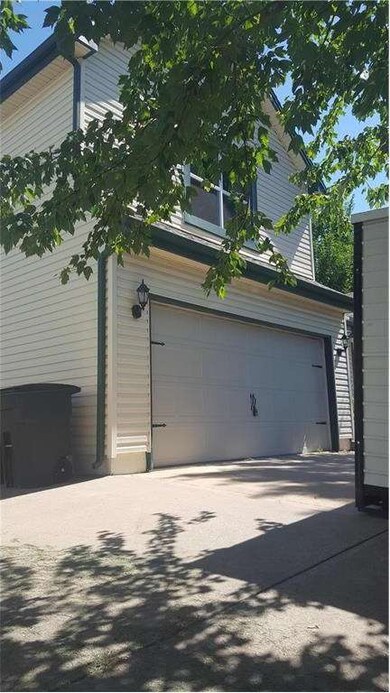 newer garage door (also, newer roof)