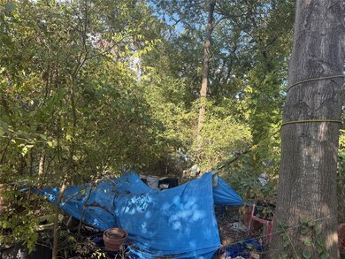 4320 Banner Dr, Houston, TX 77013 - photo 7